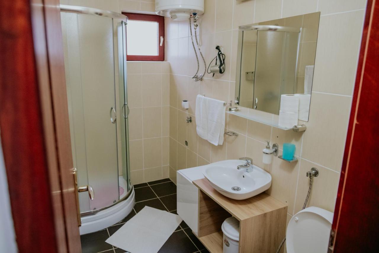 Vila Dinka Soko Banja Exteriör bild